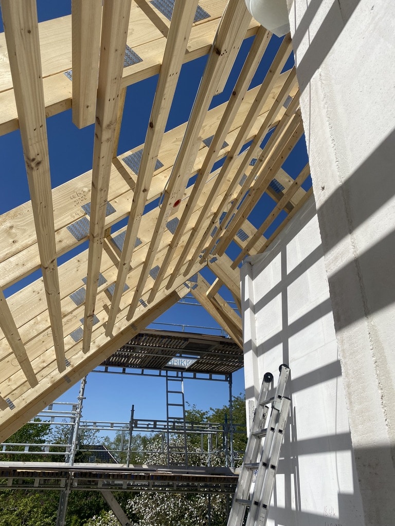 Nyt tag, tømrerarbejde i Greve